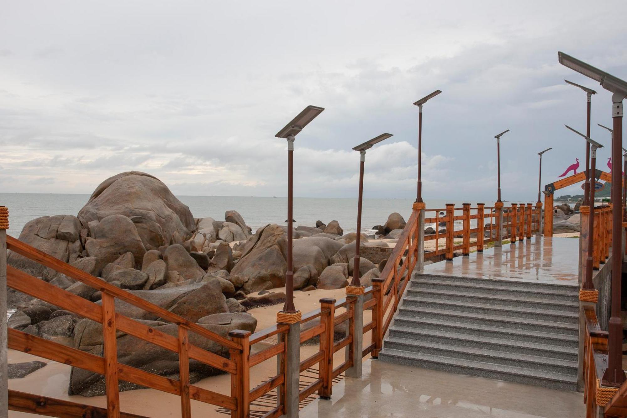 Tran Chau Beach & Resort Ba Ria Exterior photo