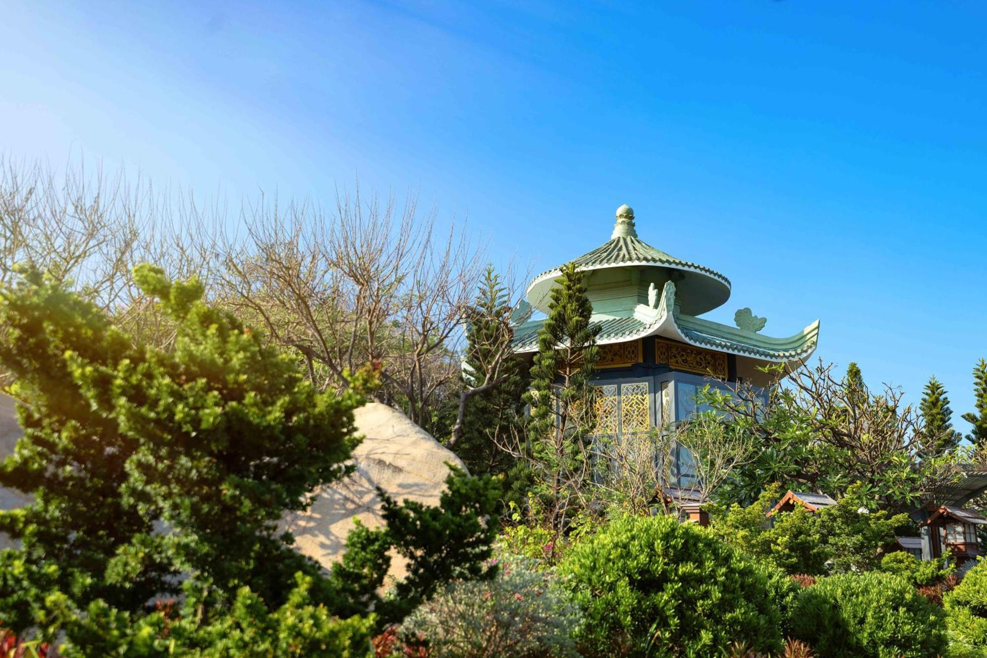 Tran Chau Beach & Resort Ba Ria Exterior photo